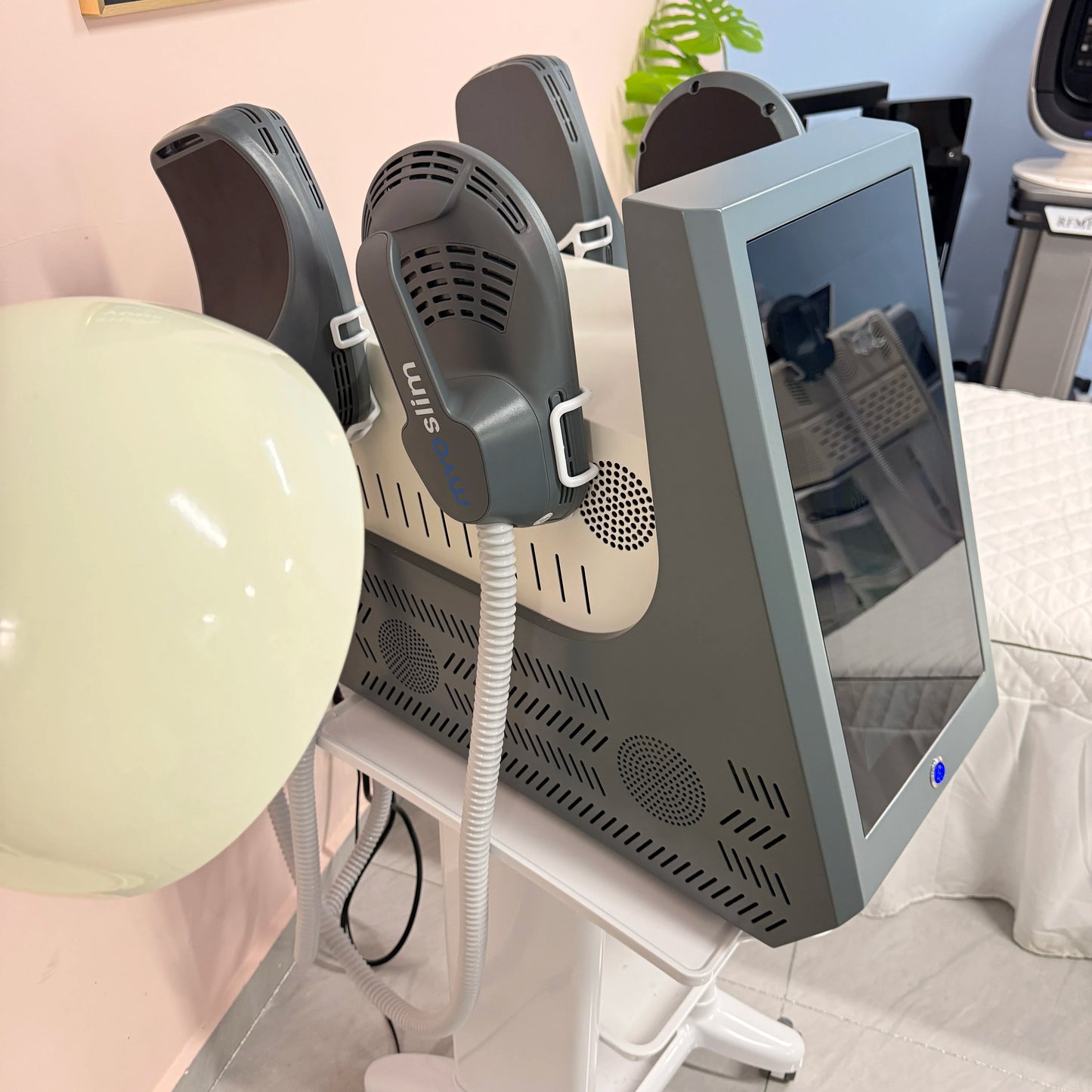 Myoslim Electromagnetic Muscle Stimulation Slimming Machine EMS Training